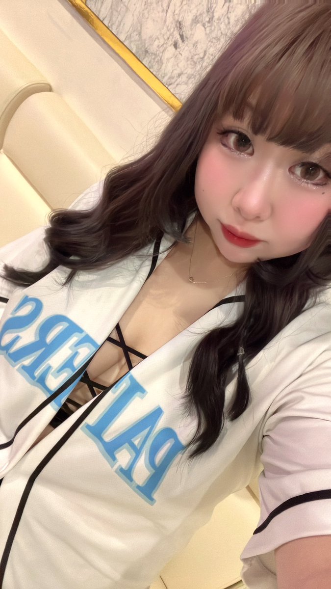もう22時とか聞いてない🥺

cityheaven.net/hokkaido/A0101…

#キャバ #キャバクラ #おっぱぶ #すすきの #おっぱい #Iカップ #Jカップ #ぽっちゃりさん好きと繋がりたい #遠隔 #PayPay #パイズリ #おっぱいビンタ #爆乳 #巨乳