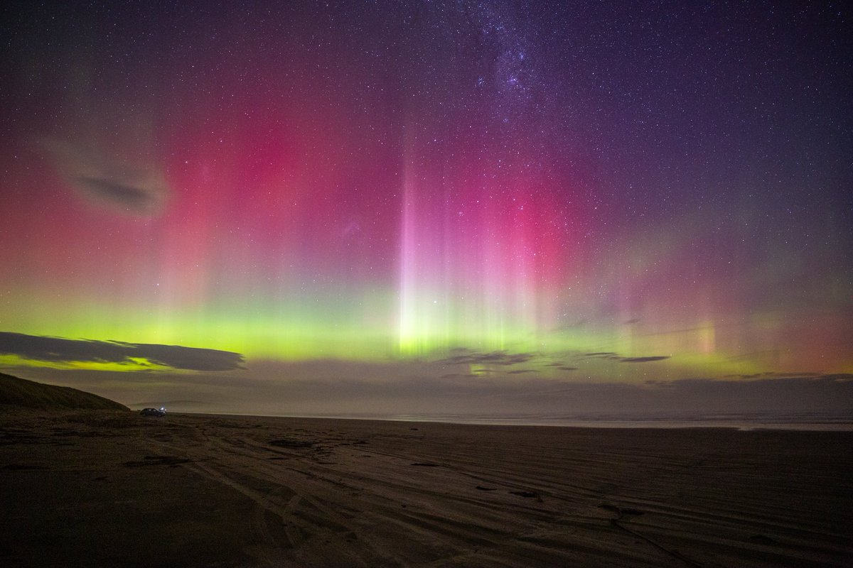 Tim ✌🏼️😎 (@jeditimbob) on Twitter photo Nice night for some #Aurora <a href="/TweetAurora/">Aurorasaurus</a> <a href="/TamithaSkov/">Dr. Tamitha Skov</a>
#AuroraAustralis from the south end of New Zealand. Nice night for some #Aurora <a href="/TweetAurora/">Aurorasaurus</a> <a href="/TamithaSkov/">Dr. Tamitha Skov</a>
#AuroraAustralis from the south end of New Zealand.