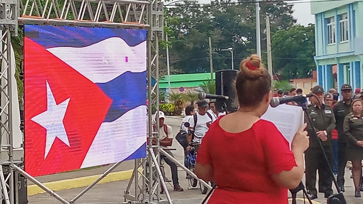 Hoy el matutino especial del Comité Provincial del Partido estuvo dedicado a Raúl Castro por su 94  cumpleaños este 3 de junio, además se reconoció al MININT y el Día por el Medio Ambiente.
#RaúlEsRaúl
#ProvinciaGranma