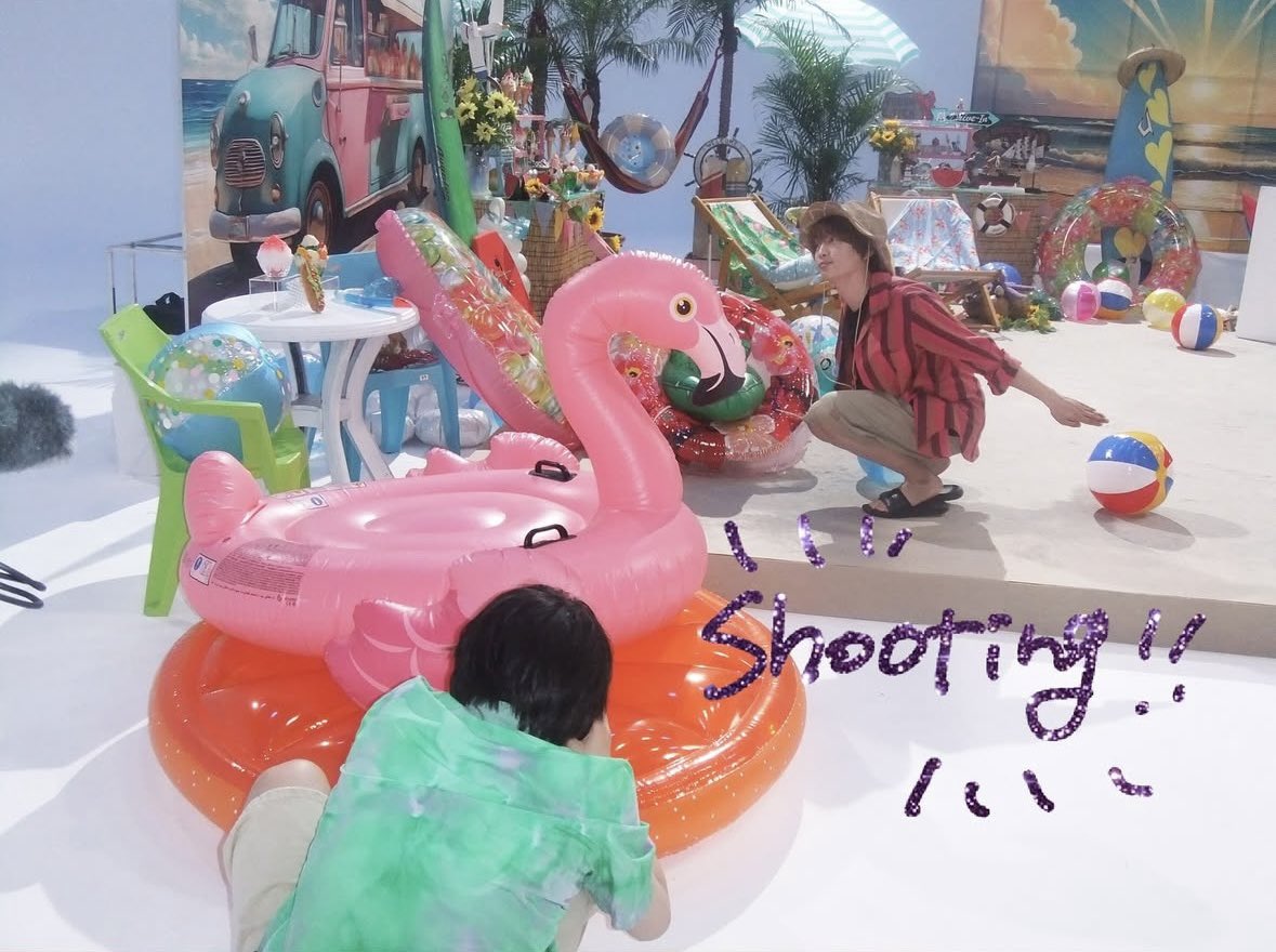wtniwa_'s tweet photo. |￣￣￣￣￣￣￣￣￣￣￣￣￣￣|
  ✨🍉728SUMMER🍉✨
|＿＿＿＿＿＿＿＿＿＿＿＿＿＿|
                     \ (•◡•) /
                       \       /

#なにわ男子_ギラギラサマー https://t.co/qd0ib5PnhB
