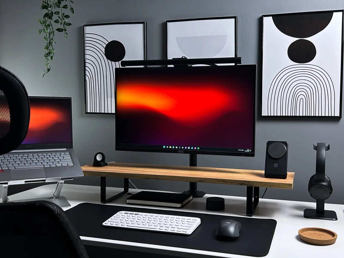 Happy Monday 🖥️