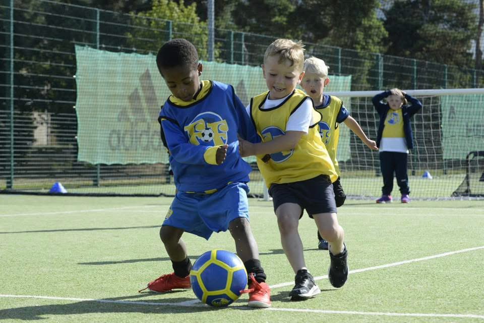 😎 SUMMER TERM IS HERE! T-shirt &amp; shorts will be the coaching attire for the coming months as we look to make the most of the sunshine at training.

Over the coming weeks &amp; months please ensure your child attends in suitable clothing, plenty of water &amp; a sun hat if needed!