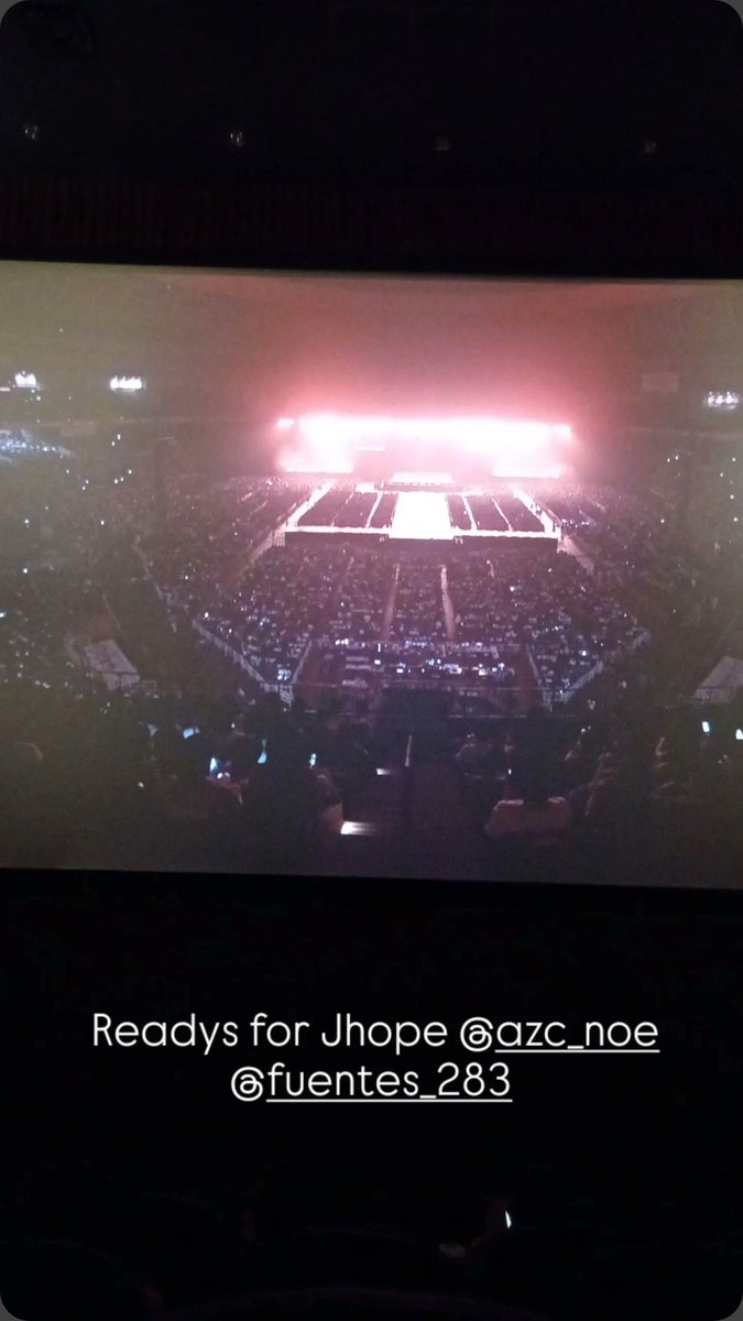 AzcNoelia's tweet image. Fue Increíble!!!
#jhope_TOUR_LIVEVIEWING