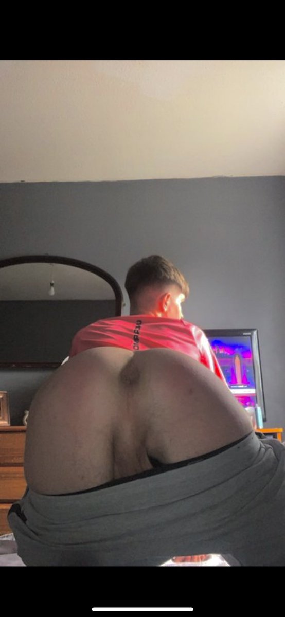 RT if you wanna join me in my bed 😜😜

onlyfans.com/nath0256