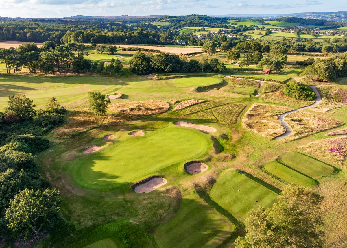 EastDevon_GC's tweet photo. ⛳️The 10th hole is a challenging Par 3 ⛳️
The tee shot can be intimidating, especially into wind.
The three-tier green is well bunkered and finding the wrong tier can very easily result in a dreaded 3-putt (or worse!).
#eastdevongolfclub #heathlandgolf #top100courses @NCGTop100s https://t.co/occz8jETdc