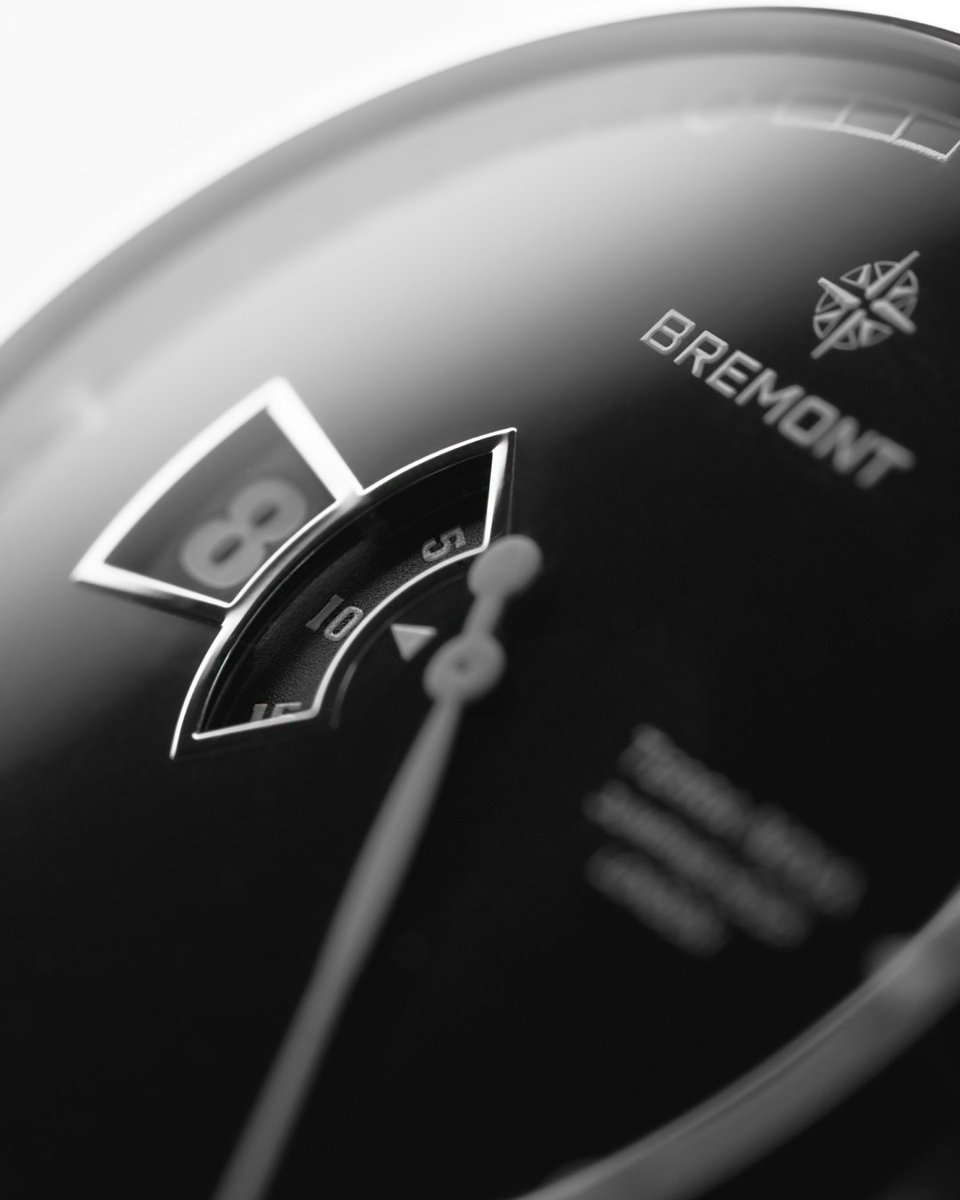 The Terra Nova evolves: Introducing theTerra Nova Jumping Hour.

This refined 40.5mm field watch, built around our Terra Nova cushion case and featuring a rare Jumping Hour complication is clean, modern, and distinct.

#BremontJumpingHour #BremontTerraNova