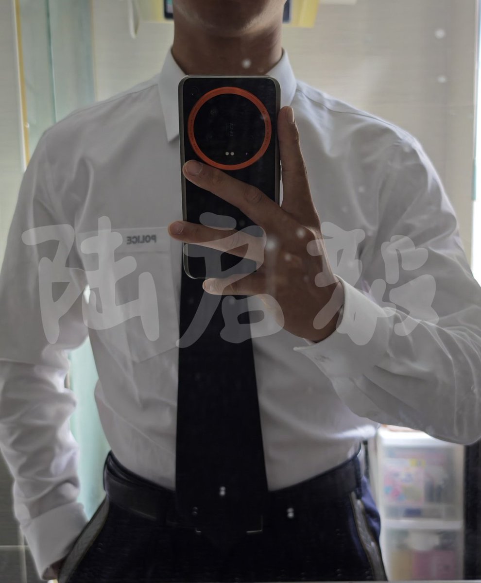 roll_calf's tweet image. 假期结束了哦🌝