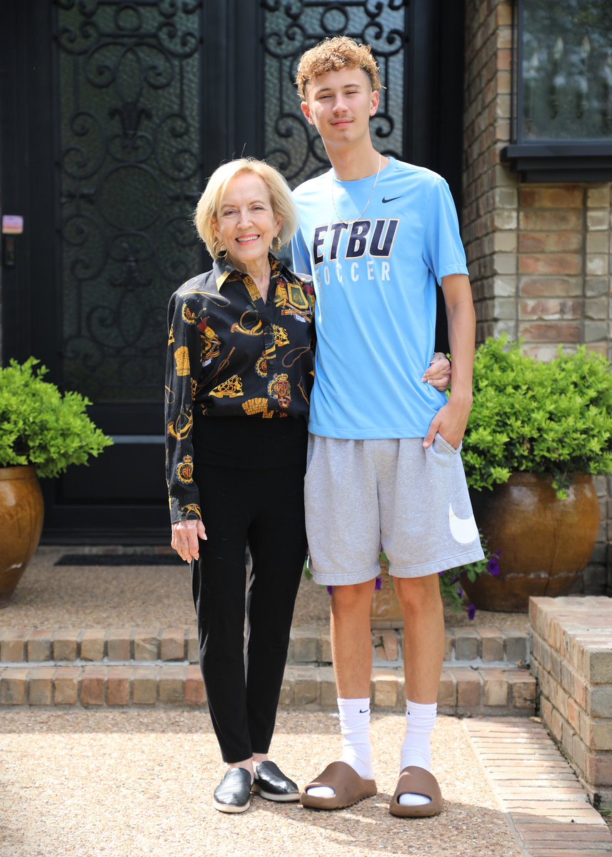 Let’s start the week with some gratitude, appreciation, and legacy. 

Jennifer, Kerri, Jane ... "thank you" just doesn't seem enough.  We would give all the scholarship money in the world back to have Zach and Johnny back in the arms of family and friends, but William and his