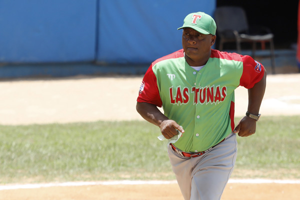 Sin productividad ofensiva es imposible ganar en el #beisbol
Así lo consideró el mánager de Leñadores tuneros, Abeicy Pantoja, luego de las dos derrotas consecutivas en la final de la III Liga Élite. #Cuba #DeporteCubano #basseball
jit.cu/NewsDetails.as…