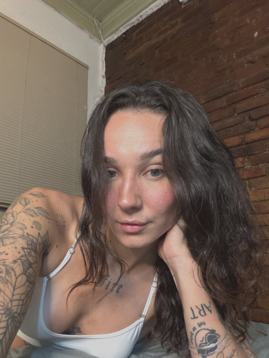 rogue_bellaa's tweet photo. whats popping Phoenix??? #Arizonasingles https://t.co/9sT3YSdBBG