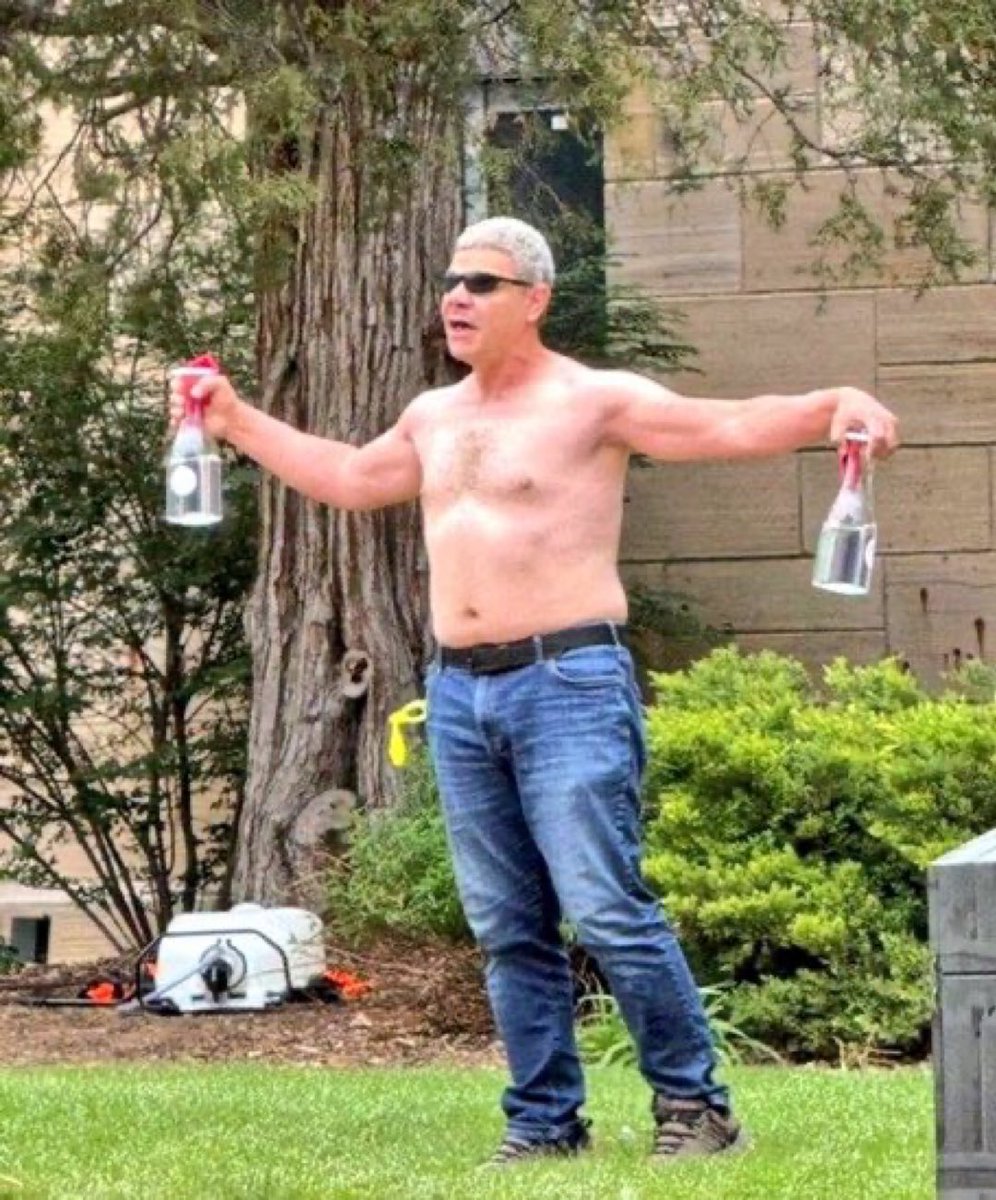 Fx1Jonny's tweet image. This guy has nothing whatsoever to do with Islam.

Islam completely forbids the killing or attempted killing innocent people.

This is all designed to shape the narrative and drive hatred towards Muslims and brainwash the public into thinking israeli’s/zionist Jews are under