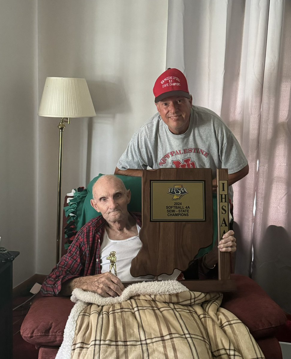 CoachEdMarcum's tweet image. Happy 95th birthday to my Dad. He wants a regional championship for his present.