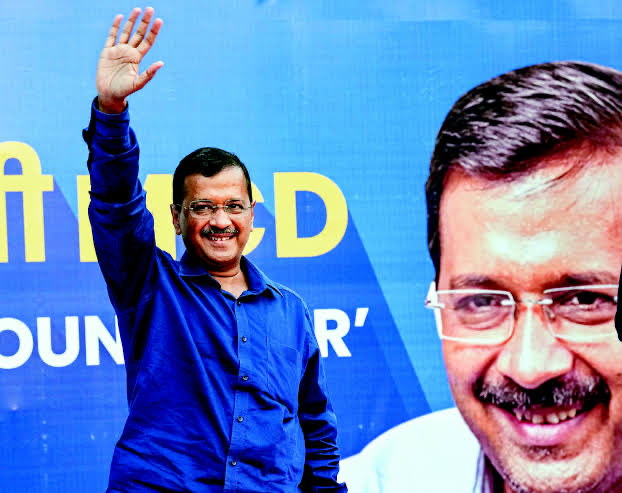 BIG NEWS FROM DELHI

In MCD <a href="/AamAadmiParty/">AAP</a> has won in West Zone, City Sadar Zone, Karol Bagh Zone and Rohini Zone.

Despite 15 councillors leaving the party and forming a new group with the support of the BJP, we have retained control over 4 out of 5 zones.

The new group failed