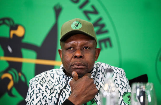 [BREAKING] Western Cape High Court rules that MK Party Deputy President Dr John Hlophe cannot be part of the JSC.

#Newzroom405