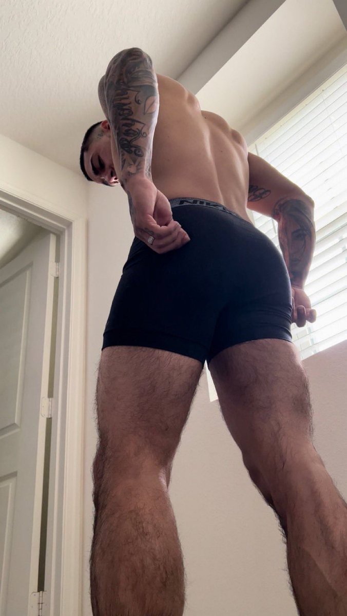 snapchat.com/t/rxE6tacT