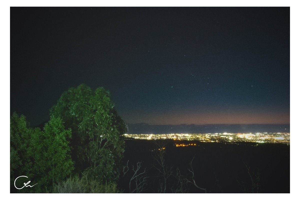 CellsDivide7's tweet photo. Even among the city's glow and the stars at night,
you're still, to me, the brightest light. https://t.co/AObMCcZQod