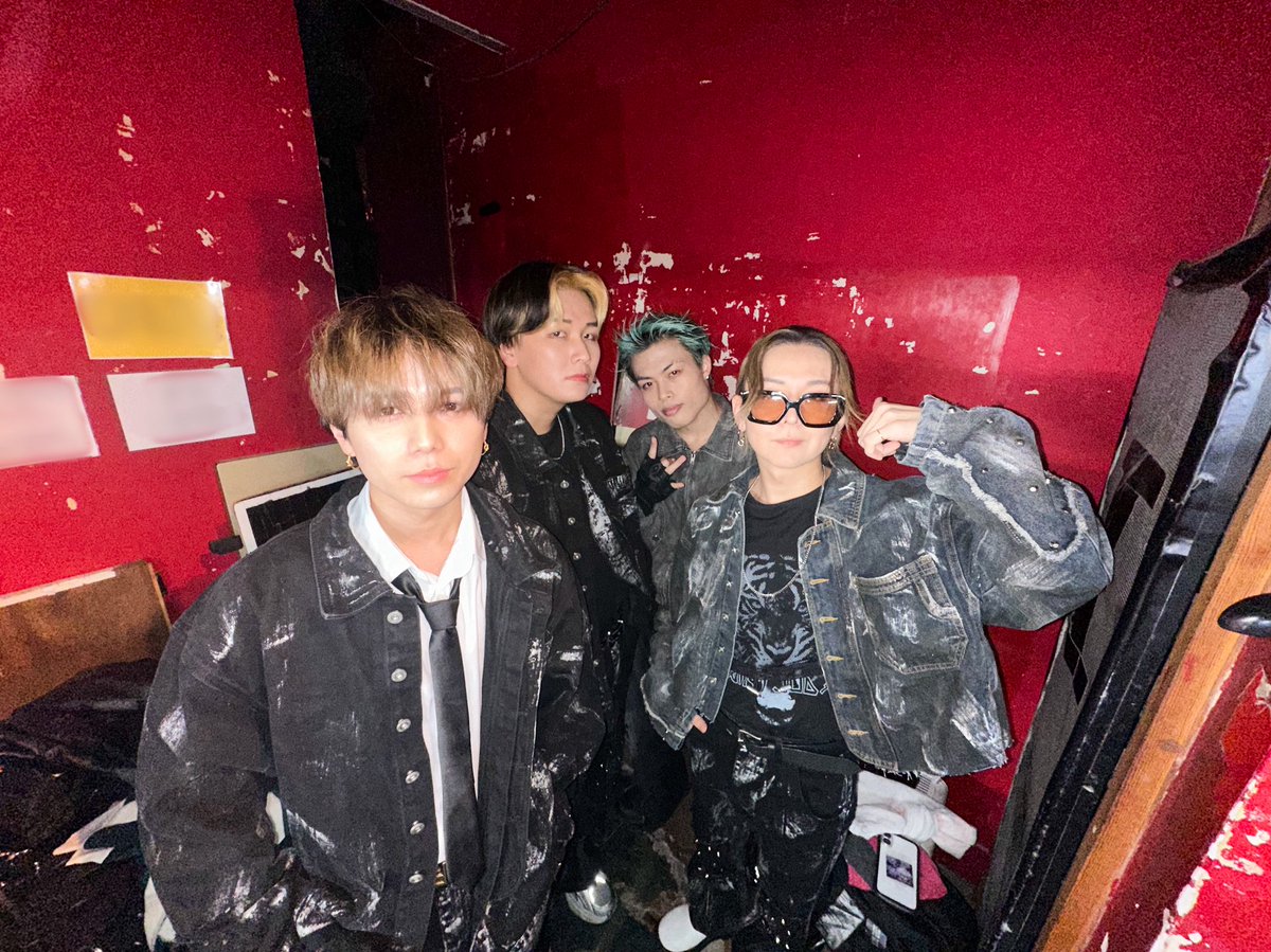 N0NAME(official) (@n0name_official) on Twitter photo 渋谷オーシャンズ
ご来場頂きありがとうございました!🔥
<a href="/HIROSHI_N0NAME/">HIROSHI(N0NAME)</a>
<a href="/Toki_N0NAME/">Toki (N0NAME)</a>
<a href="/SHOJI_N0NAME/">SHOJI (N0NAME)</a>
Member × NNcrew
NEXT▶︎▶︎ 6/12 " NNew Village!! " 渋谷オーシャンズ
ご来場頂きありがとうございました!🔥
<a href="/HIROSHI_N0NAME/">HIROSHI(N0NAME)</a>
<a href="/Toki_N0NAME/">Toki (N0NAME)</a>
<a href="/SHOJI_N0NAME/">SHOJI (N0NAME)</a>
Member × NNcrew
NEXT▶︎▶︎ 6/12 " NNew Village!! "