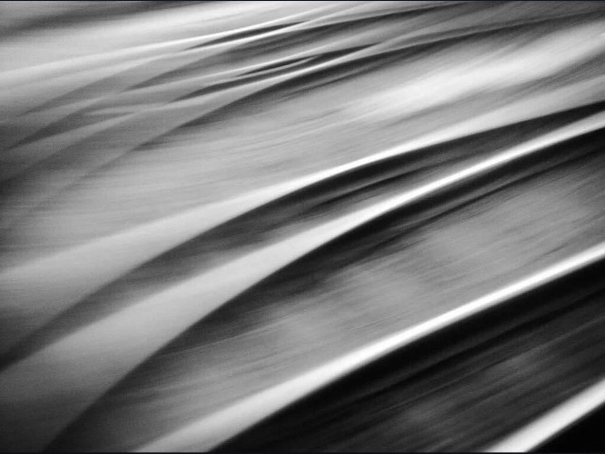 Lonely tracks

#blackandwhitephotography #abstractart #abstract