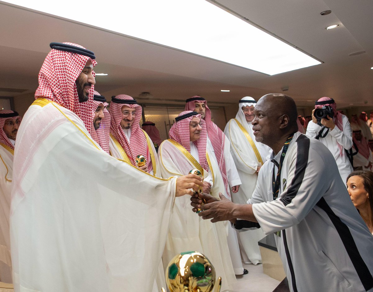 سر بنا يا محمد، وعزك يدوم 
ومعك حنّا من مسار لمسار
فخرنا فيك ما له حدود 🇸🇦💚💚