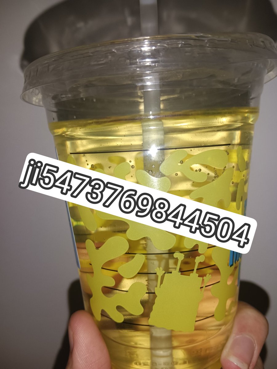 操你妈的，体训完晚自习老师上课不让上厕所，老子他妈只能在桌子下解决了，来个傻逼当你爹的厕所，把你爹的圣水全喝下去  #直男  #男初  #初三 #体育生s #圣水 #教室 #厕所 #直男崇拜 #直男亲爹