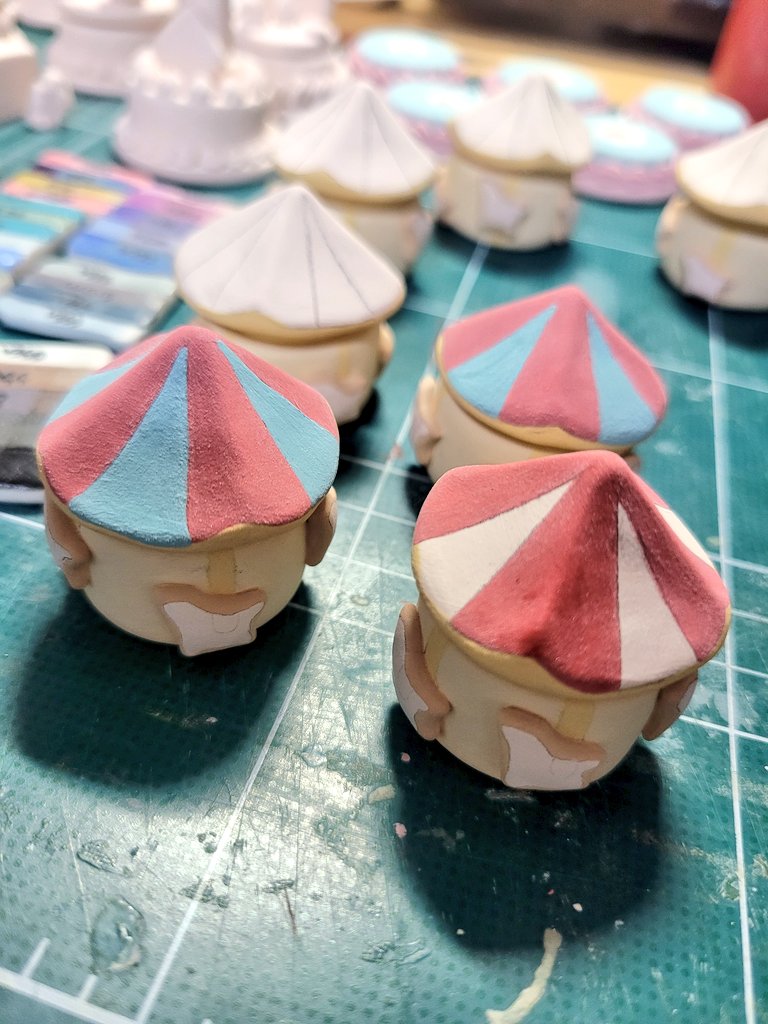 🎠달콤한 놀이동산🎡
회전목마를 칠해보아요😚🎨