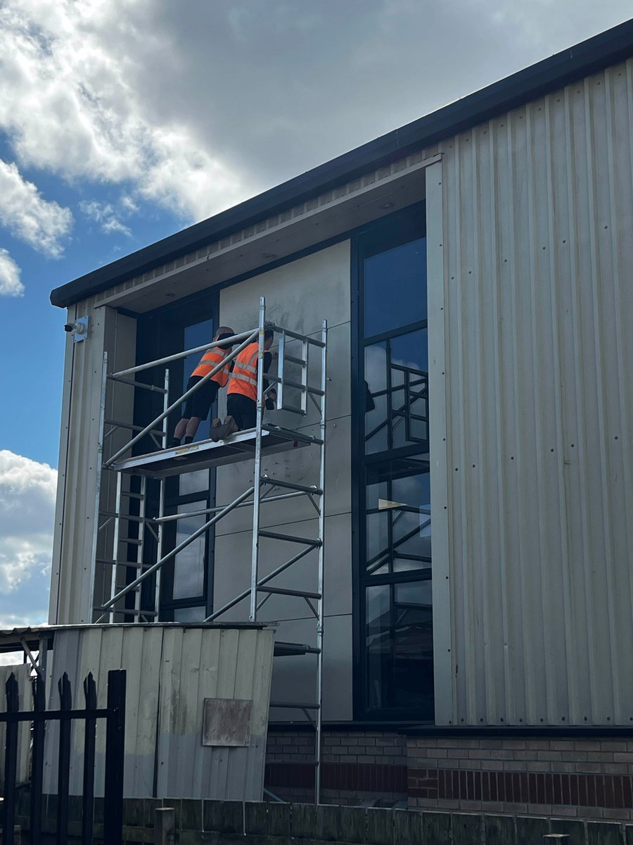 Founded 1985

Roman has proudly installed a new sign that proudly highlights the company’s long-standing legacy, celebrating over three decades of growth and excellence.