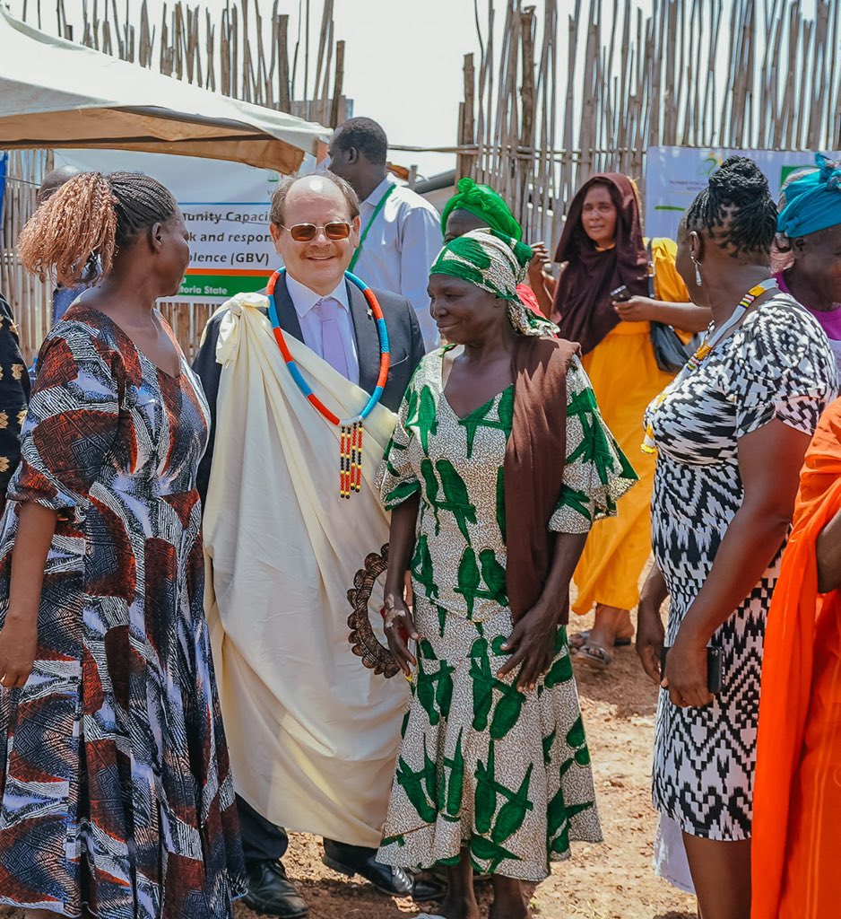Ambassador <a href="/Davidwillashley/">David Ashley</a> &amp; colleagues were inspired to see how, with 🇬🇧 support, women &amp; men in Gurie North are working to combat gender-based violence.
 
Delighted to collaborate with WOJE and UNICEF to #EndGBV and #EndChildMarriage in South Sudan.