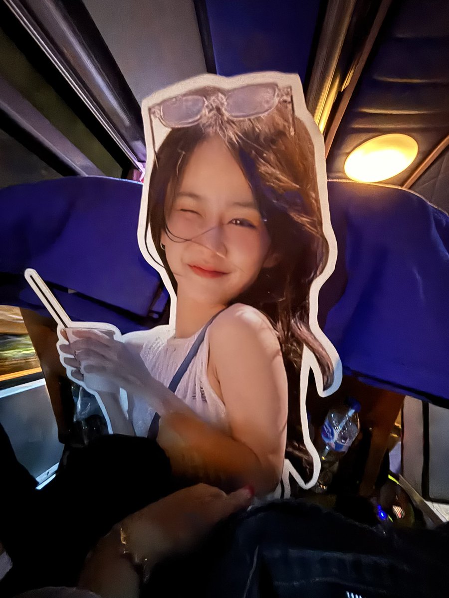 BaeKha26's tweet photo. Bye Bye Thailand 👋👋 I’m taking P’Orm back to my home 🫂
#omeorm #ormfolk #ormsin #ormsinsupitcha https://t.co/BYQHKSrJ2j