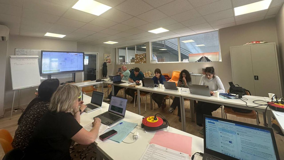ied_europe's tweet image. 🌟Final Steps from Bergerac!

📜At the end of April, the final meeting of the #CORE #ErasmusPlus Project took place in Bergerac, France, where partners outlined the last steps toward successfully concluding this green-focused initiative.

#COREproject #iEDprojects #iEDeurope #iED