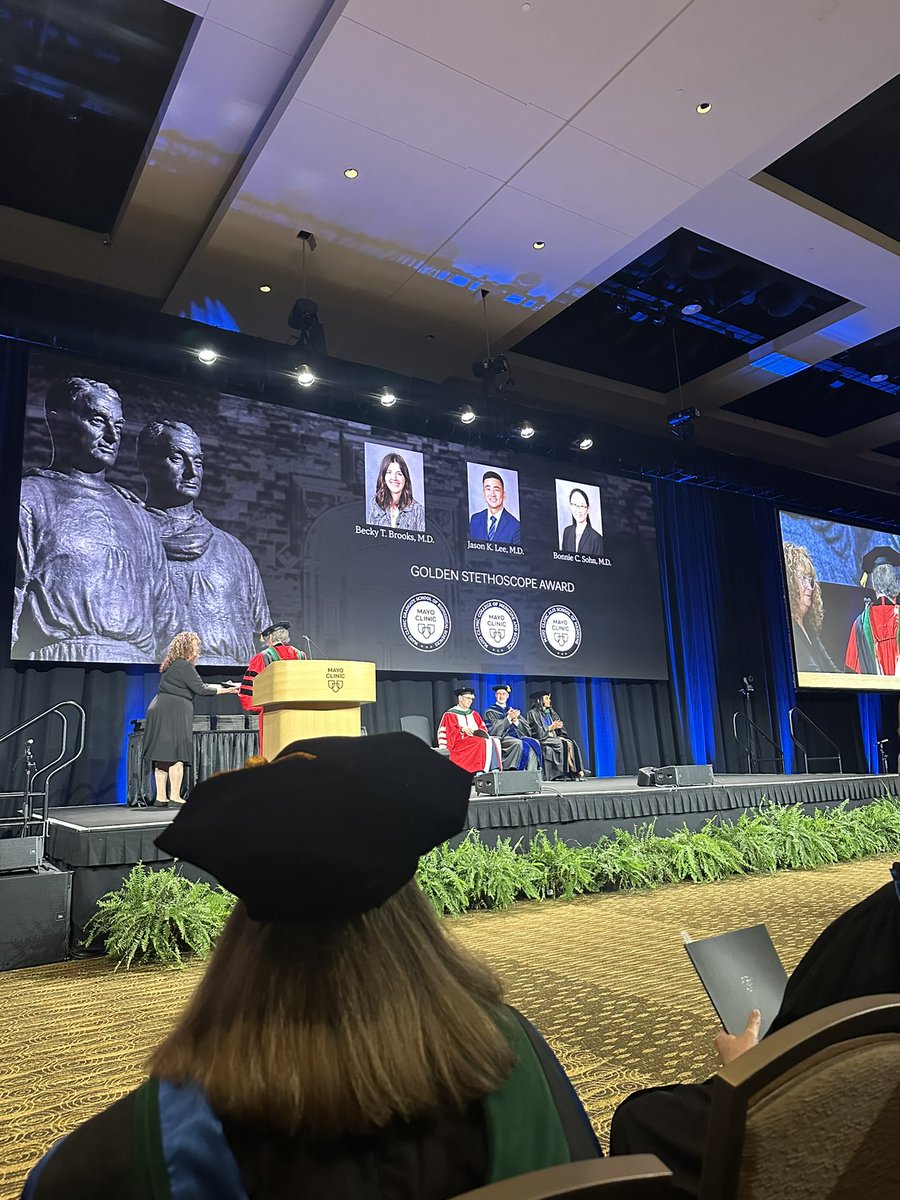 Huge congratulations to PGY2s Dr. Becky Brooks and Dr. Jason Lee for earning this prestigious award given by the Mayo Clinic Alix SOM and chosen by the medical students! We are so proud of them both, and all of our residents for their continued dedication to medical education!