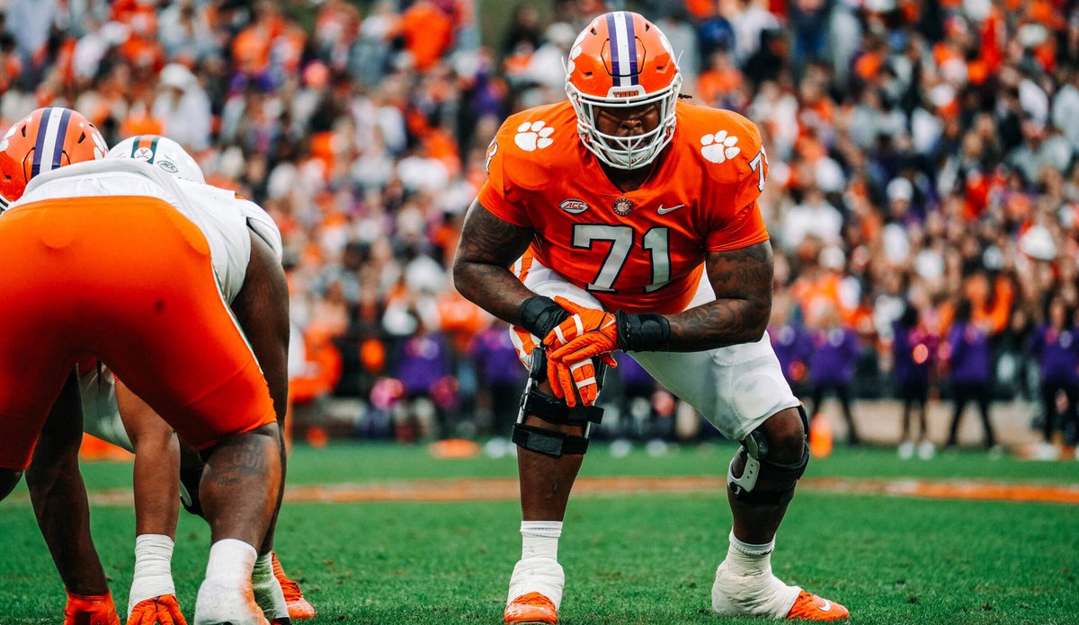 Jimmy Kalis (@jimmy_kalis) on Twitter photo #AGTG
After an AMAZING conversation with <a href="/CoachMattLuke/">Matt Luke</a> I’m beyond blessed and excited to have received an OFFER to <a href="/ClemsonFB/">Clemson Football</a> ‼️ 🐾
<a href="/CoachMattLuke/">Matt Luke</a> <a href="/carson_cramer/">Carson Cramer</a> <a href="/timothysasson/">Coach Tim Sasson</a> <a href="/CoachLehmeier/">Ryan Lehmeier</a> <a href="/PCC_FOOTBALL/">Central Catholic Football</a> <a href="/DAWGHZERECRUITS/">Dawg House Recruiting</a> <a href="/SWiltfong_/">Steve Wiltfong</a> <a href="/ChadSimmons_/">ChadSimmons</a> <a href="/ryanobleness/">Ryan O'Bleness</a> <a href="/TomLoy247/">Tom Loy</a> #AGTG
After an AMAZING conversation with <a href="/CoachMattLuke/">Matt Luke</a> I’m beyond blessed and excited to have received an OFFER to <a href="/ClemsonFB/">Clemson Football</a> ‼️ 🐾
<a href="/CoachMattLuke/">Matt Luke</a> <a href="/carson_cramer/">Carson Cramer</a> <a href="/timothysasson/">Coach Tim Sasson</a> <a href="/CoachLehmeier/">Ryan Lehmeier</a> <a href="/PCC_FOOTBALL/">Central Catholic Football</a> <a href="/DAWGHZERECRUITS/">Dawg House Recruiting</a> <a href="/SWiltfong_/">Steve Wiltfong</a> <a href="/ChadSimmons_/">ChadSimmons</a> <a href="/ryanobleness/">Ryan O'Bleness</a> <a href="/TomLoy247/">Tom Loy</a>