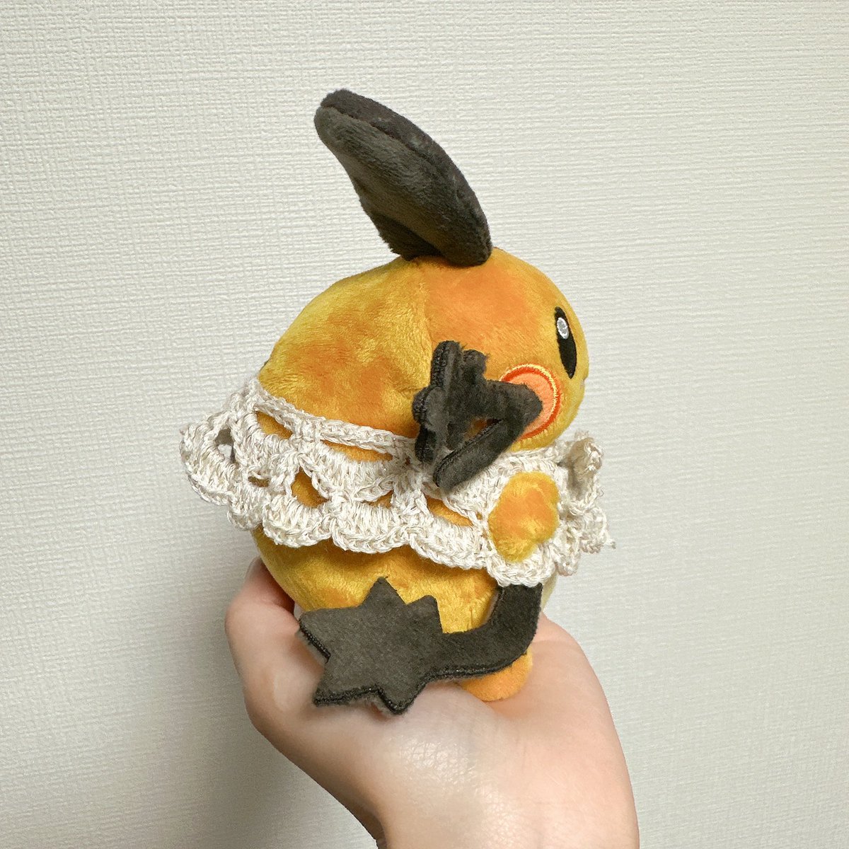 「作ったし、ついでに編み方もまとめました。 難易度も高すぎない上にቺቻቺቻおててが」|🧶ばあちゃむ🖋のイラスト