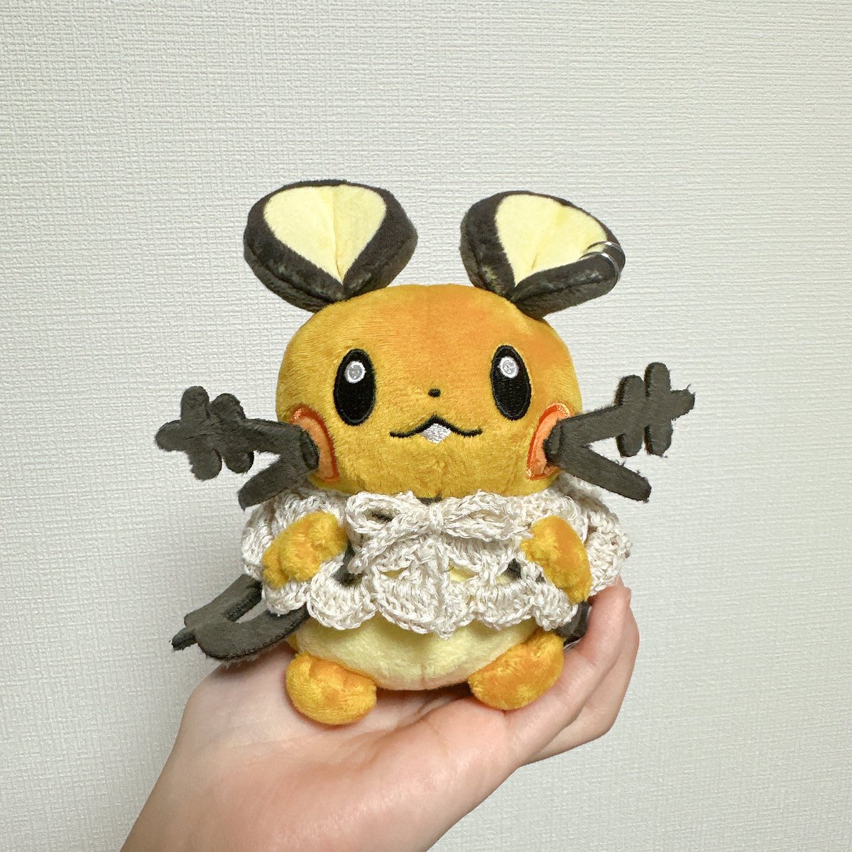 「作ったし、ついでに編み方もまとめました。 難易度も高すぎない上にቺቻቺቻおててが」|🧶ばあちゃむ🖋のイラスト