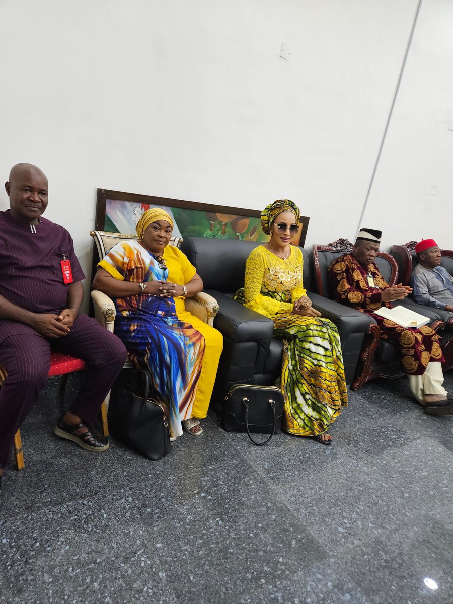 On Sunday, June 1, I was honored to lead a  delegation of stakeholders from Nnewi for a courtesy visit to Governor Chukwuma Soludo at the Old Governor’s Lodge in Anambra State  to express our immense gratitude for his invaluable solidarity and support through the years, his