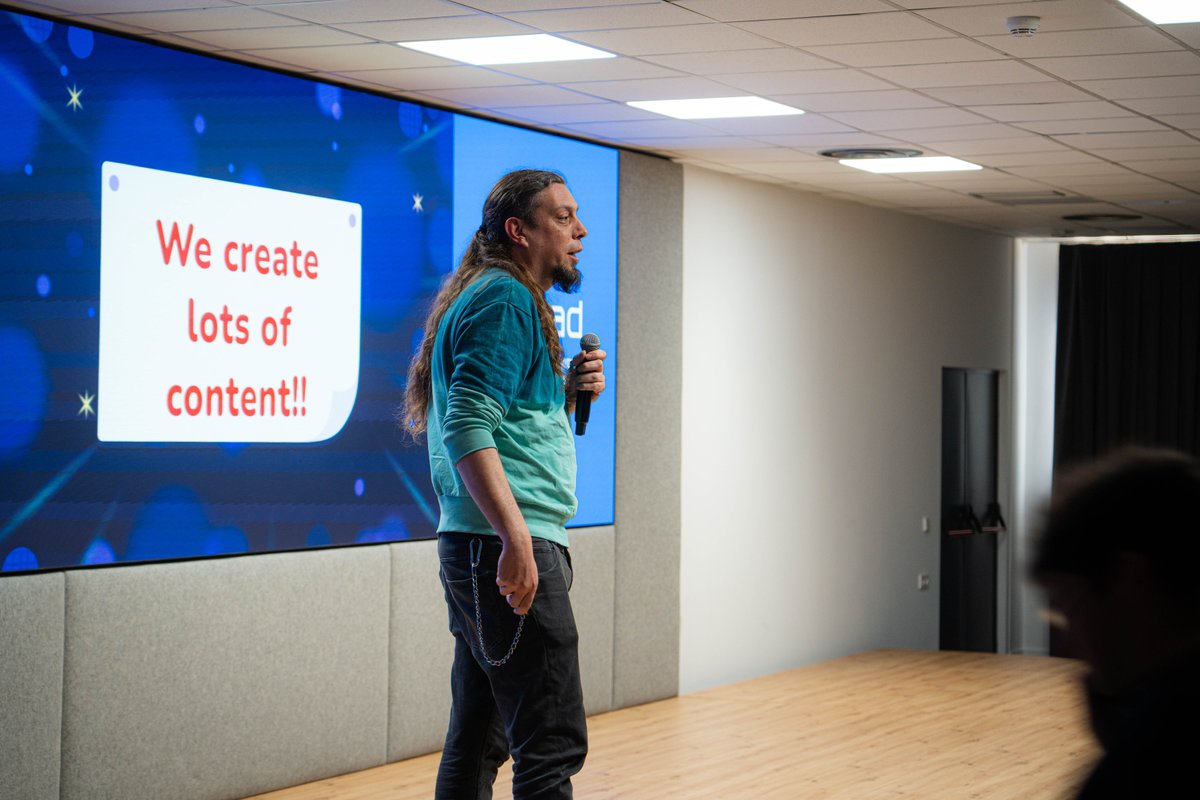 🎮✨ Lingokids ha seleccionado a los primeros estudiantes de U-tad para sus prácticas profesionales remuneradas en  creación de videojuegos educativos. Ocurrirán en la sede que el estudio ha instalado en nuestro Project Center

👉 bit.ly/4kL9Ja3