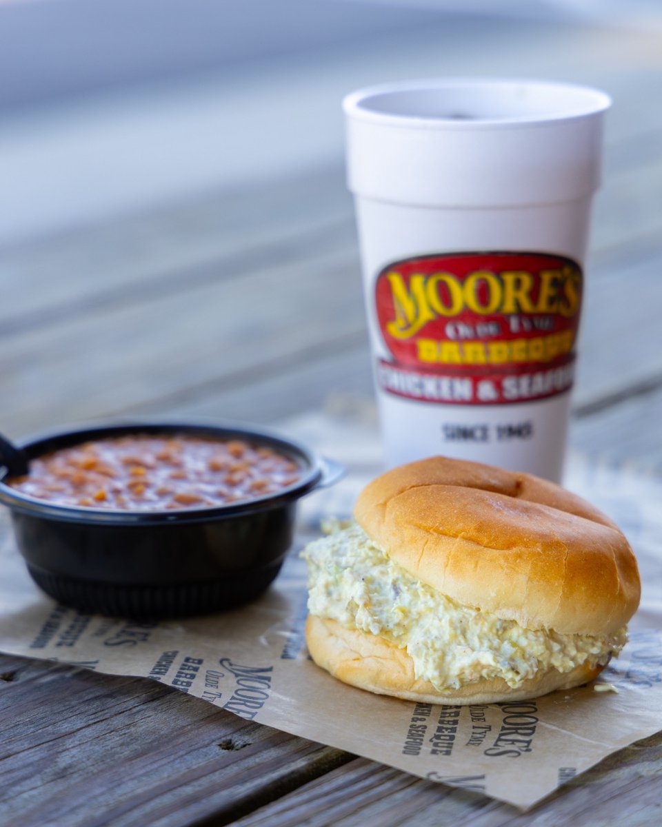 Moore's Barbeque tweet media
