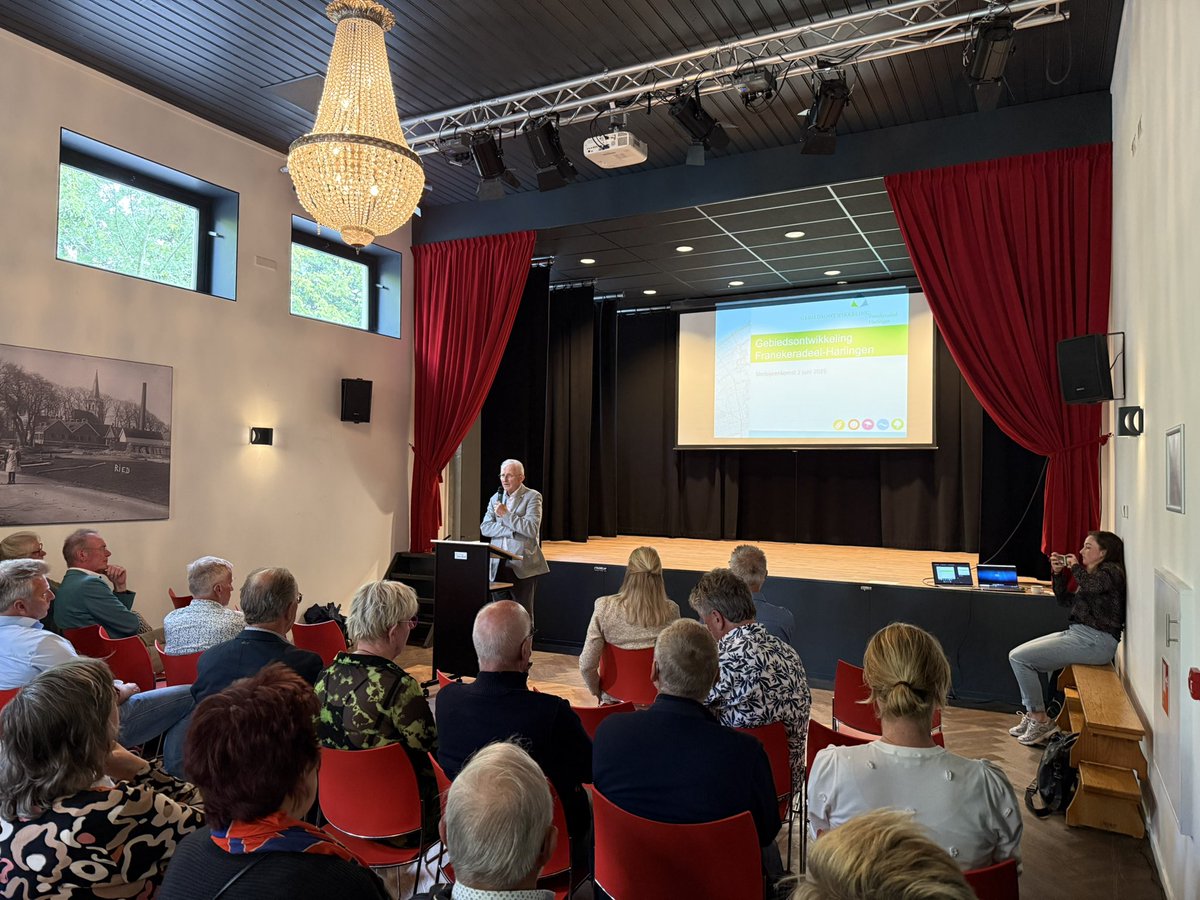 Hjoed oanwêzich út namme fan <a href="/wetterskip/">Wetterskip Fryslân</a> by de ôfsluting fan de gebietsûntwikkeling Frjentsjeradiel-Harns yn it doarpshûs fan Rie.