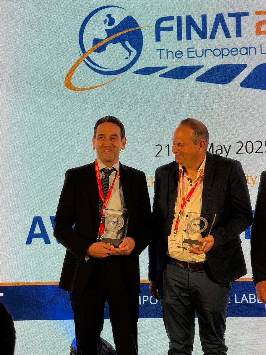 Stratuspack's tweet photo. Nous sommes fiers d’annoncer que Stratus Packaging a été doublement récompensé lors du prestigieux concours international @FINATcom 2025, qui met en lumière l’excellence dans le monde de l’étiquette. 🏆

✨ Étiquette primée :
🥇 SOLAIRE SUN 50+ MINERAL

🎓 Étiquettes diplômées :
🥇 I WANNA HAVE – A SWEET ESCAPE
🥇 HEI POA – ELIXIR D’AMOUR
🥇 LET’S SAVE THE WORLD by STRATUS

Ces distinctions soulignent notre savoir-faire, notre capacité d’innovation et notre exigence constante en matière de qualité et de durabilité.

👏 Bravo aux équipes et merci à nos clients pour leur confiance !

#FINAT2025 #Awards #PackagingExcellence #TeamWork