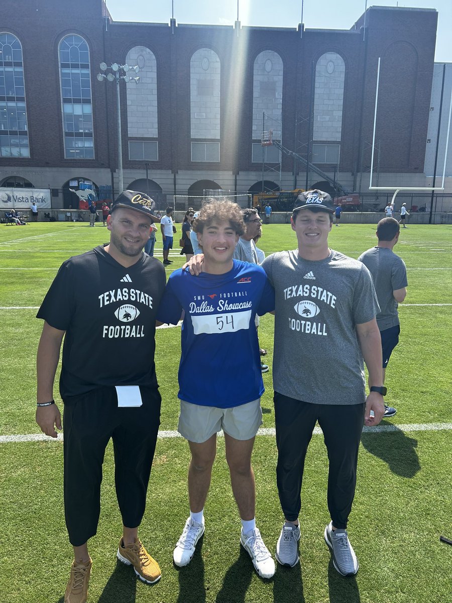 CharlieBarr43's tweet image. HAD A GREAT CAMP AT @SMUFB I LOVED BEING ABLE TO COMPETE AND MEET THE COACHES @CoachHaack09 @NickGatto @chrisroberson44 @TheChrisRubio @CoachKyleCooper @Coach_Horny @CoachNickLaw @CoachTBurns @Coach_SBMoore