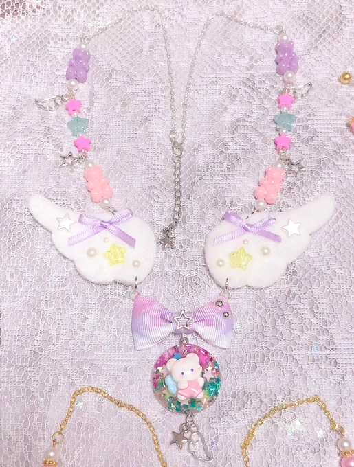 新作ネックレス4種類全部完成した〜!出品は明日出来たらする! 全然かわいい