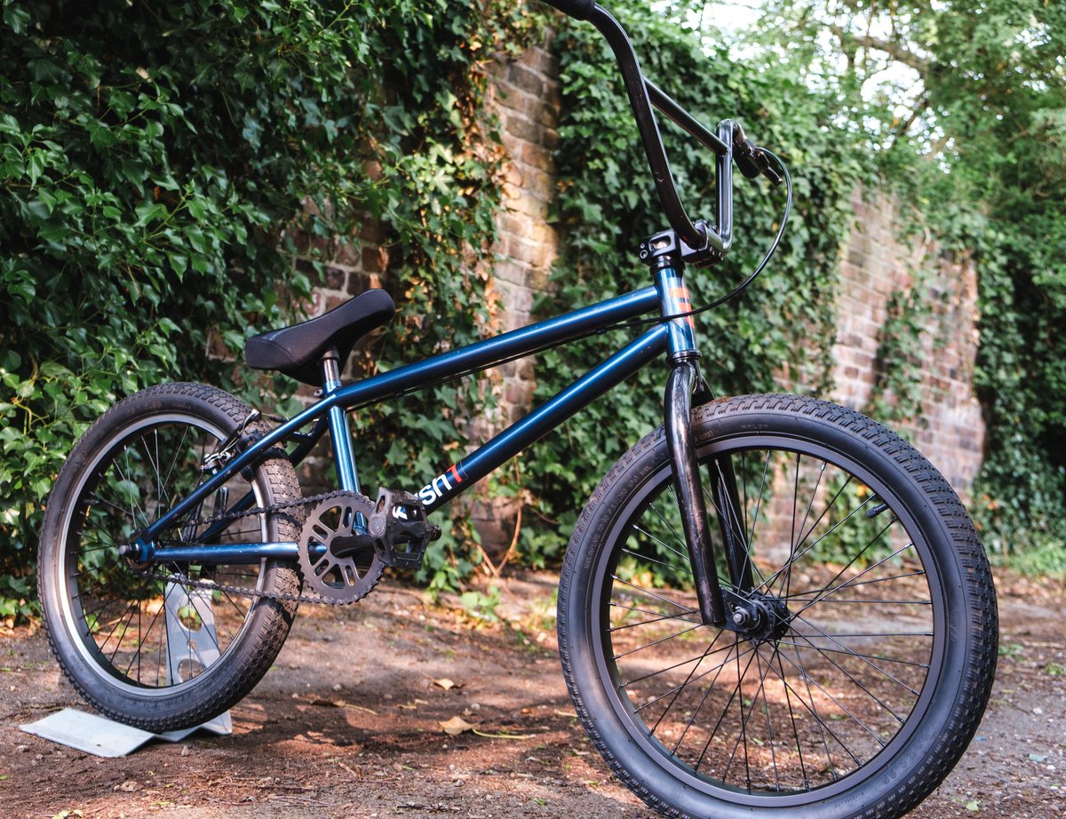 We've just got this used bmx in for sale

Just been serviced and it's good to go

Decent condition as you can see in the pics 

£120 ono