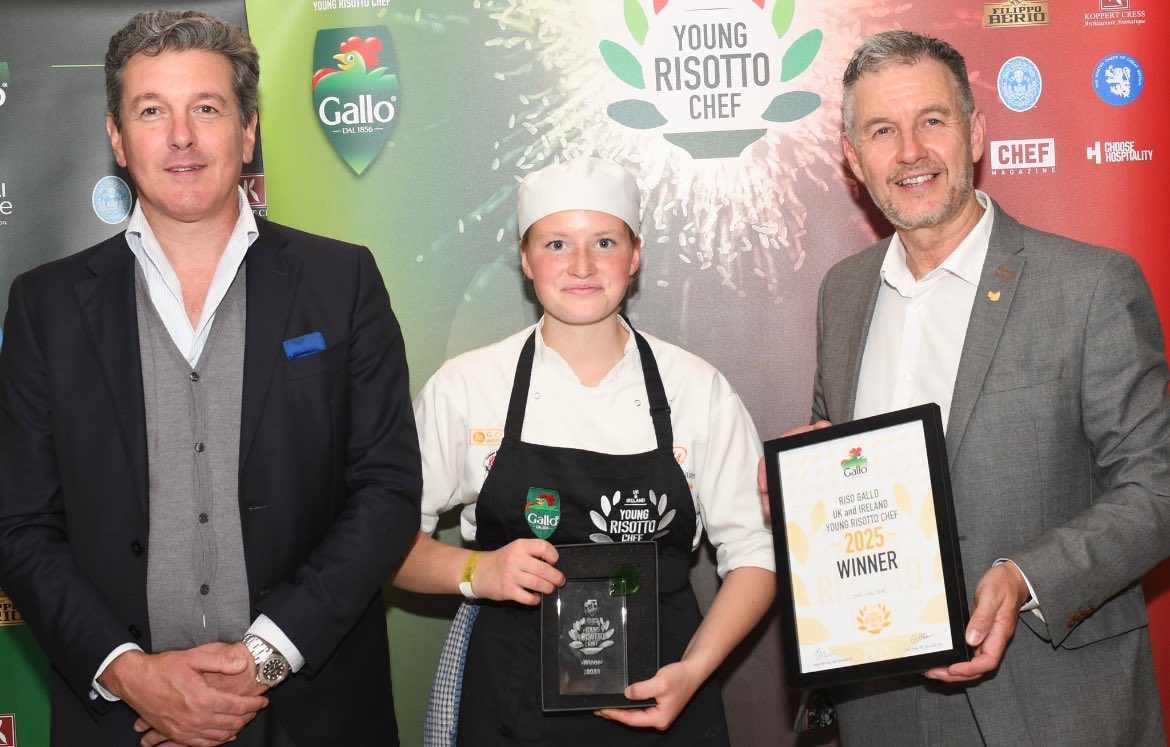 Young Risotto Chef (@youngrisotto) on Twitter photo Presenting our 2025 winner, MIA WALTER representing Exeter college from our SE heat. A stunning Cornish beetroot and red cabbage.#risotto made with thought and skill. Very well done! <a href="/RisoGalloUK/">RisoGalloUK</a> <a href="/PACEUK/">Professional Association for Catering Education</a> <a href="/Craft_Guild/">Craft Guild of Chefs</a> <a href="/essentialcuisin/">Essential Cuisine</a> <a href="/chefpublishing/">Chef & Restaurant Magazine</a> <a href="/masterchefsgb/">Master Chefs of Great Britain</a> <a href="/FilippoBerio/">Filippo Berio</a> Presenting our 2025 winner, MIA WALTER representing Exeter college from our SE heat. A stunning Cornish beetroot and red cabbage.#risotto made with thought and skill. Very well done! <a href="/RisoGalloUK/">RisoGalloUK</a> <a href="/PACEUK/">Professional Association for Catering Education</a> <a href="/Craft_Guild/">Craft Guild of Chefs</a> <a href="/essentialcuisin/">Essential Cuisine</a> <a href="/chefpublishing/">Chef & Restaurant Magazine</a> <a href="/masterchefsgb/">Master Chefs of Great Britain</a> <a href="/FilippoBerio/">Filippo Berio</a>