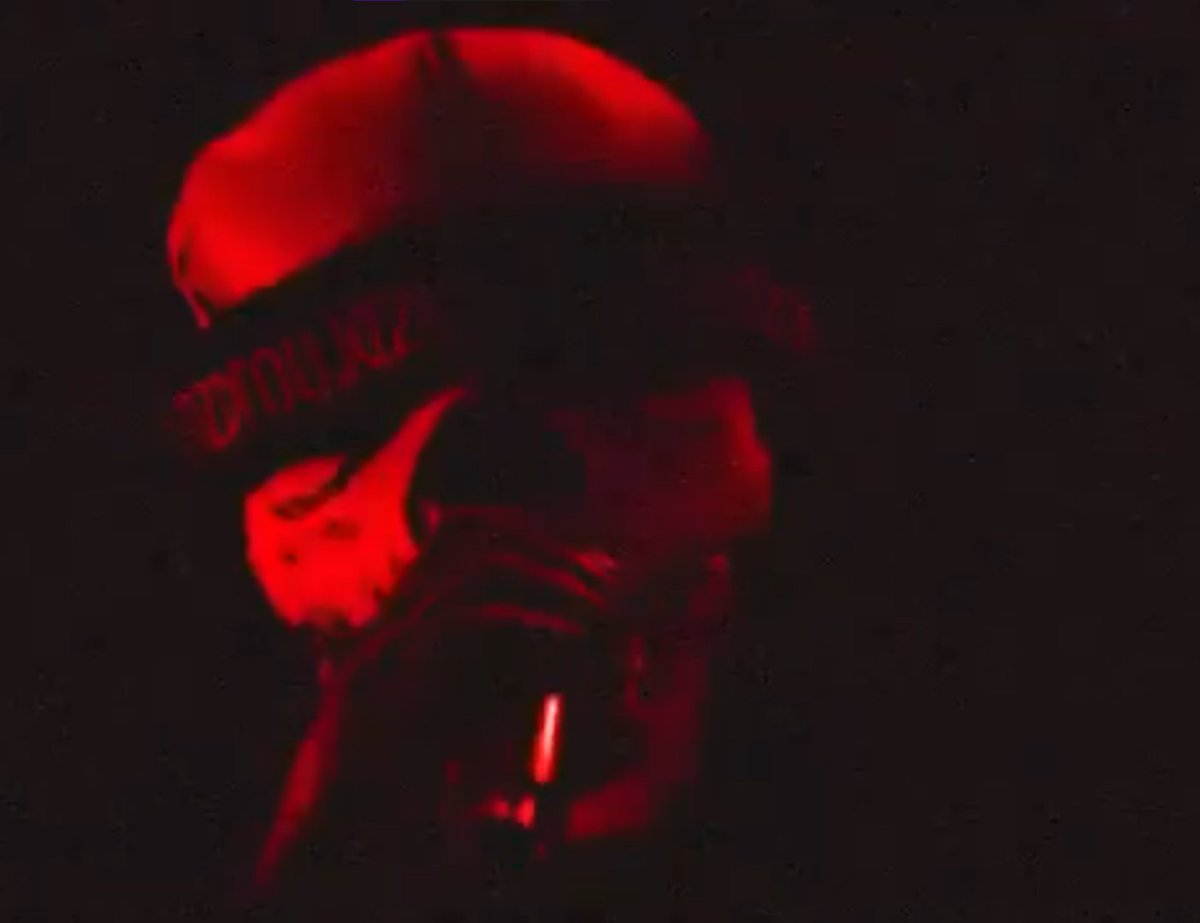 party3poison's tweet photo. another blurryface video analysis and details you may have missed! https://t.co/Tfl8EKsEGn