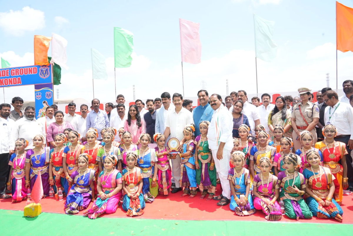 Today, I participated in the Telangana Formation Day 2025 celebrations at Rangareddy, showcasing various government initiatives focused on women’s safety, empowerment, and welfare.
Proud to witness the efforts and awareness programs aimed at building a safer and stronger