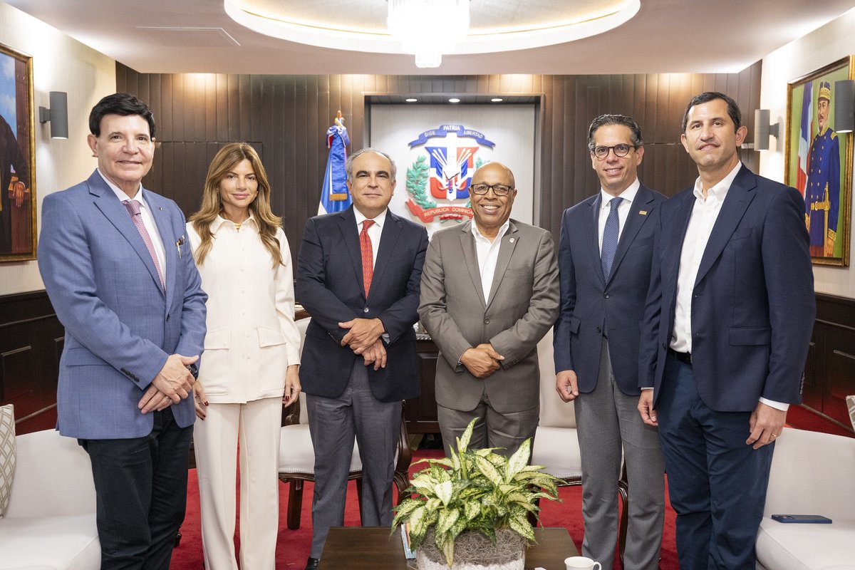 Nos reunimos con el presidente de la Cámara de Diputados, Alfredo Pacheco.