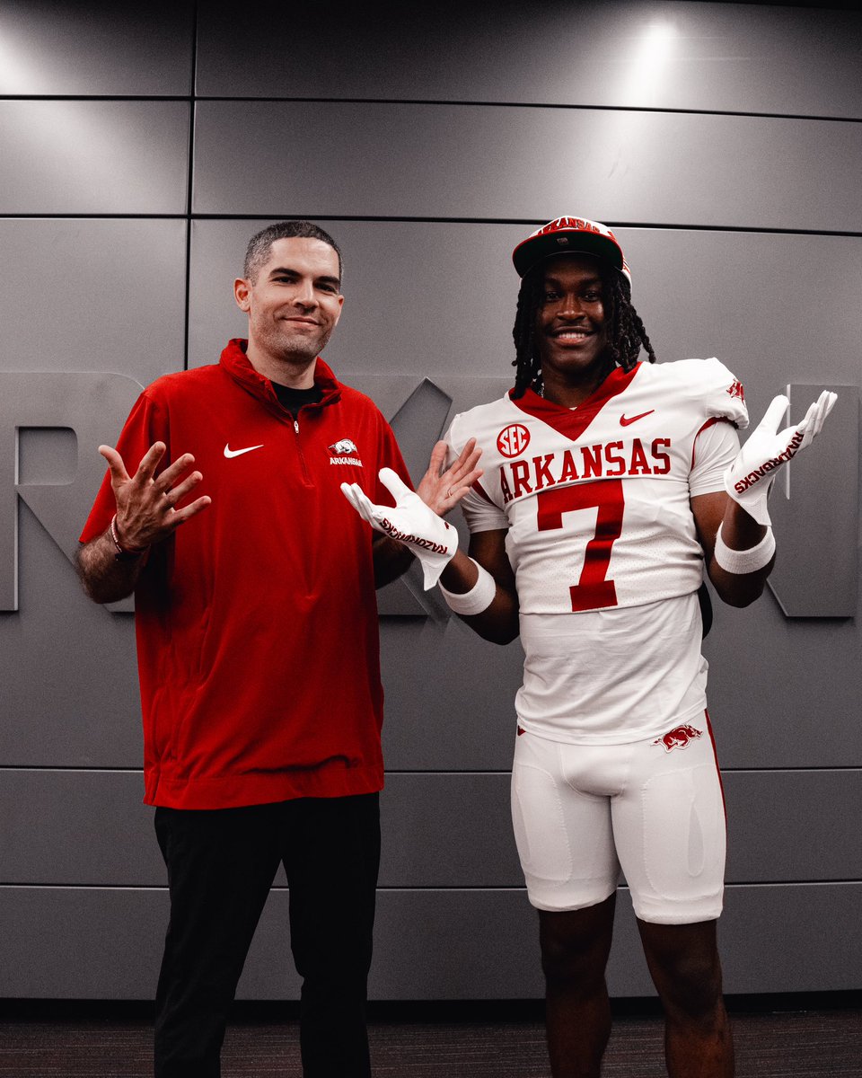 Chase Campbell (@26chasec) on Twitter photo Had a great time in fayetville! Thank you to the Arkansas family for welcoming me back home. <a href="/RonnieFouch/">Ronnie Kainoa Fouch</a> <a href="/DylanJCruz_/">Dylan Cruz</a> <a href="/CoachSamPittman/">Coach Sam Pittman</a> Had a great time in fayetville! Thank you to the Arkansas family for welcoming me back home. <a href="/RonnieFouch/">Ronnie Kainoa Fouch</a> <a href="/DylanJCruz_/">Dylan Cruz</a> <a href="/CoachSamPittman/">Coach Sam Pittman</a>