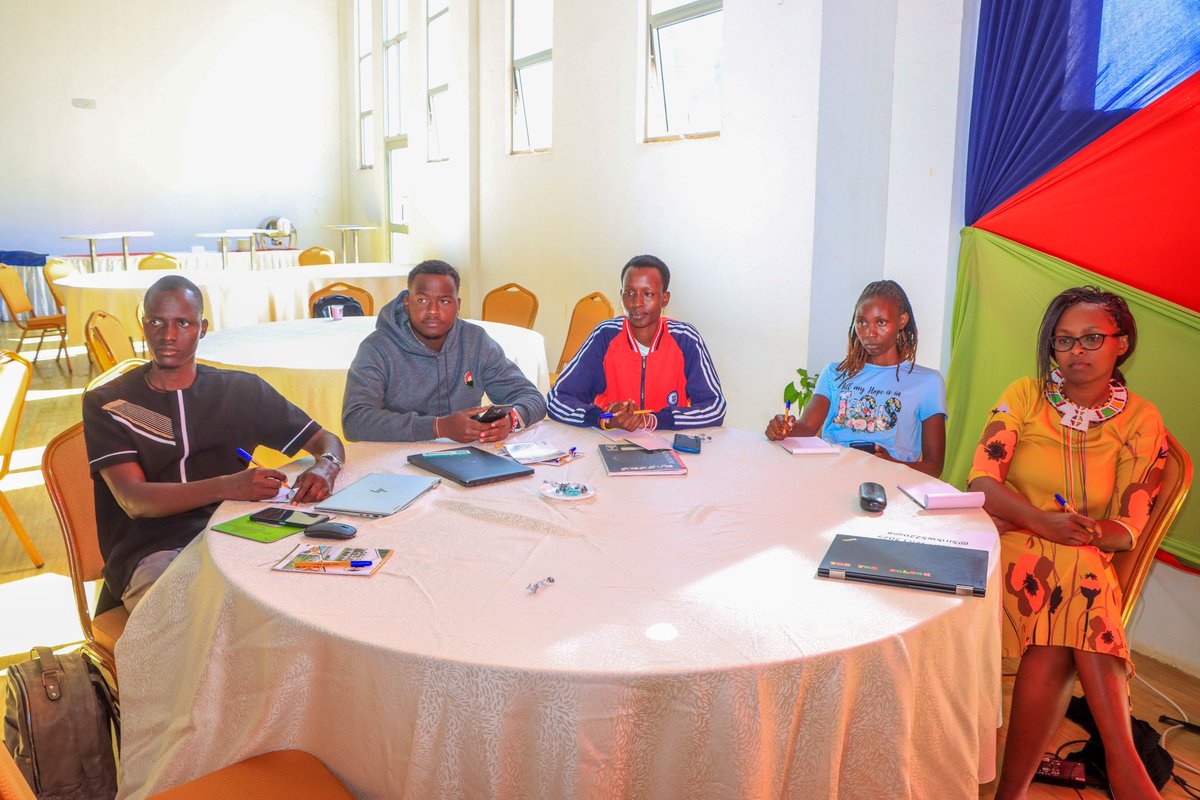 ChegeMLydia's tweet image. Youth from NOREB and Nakuru County are taking part in a climate finance training in Eldoret by the Ministry of Environment and Climate Change,focusing on building capacity in NDCs &amp;amp; climate finance mechanisms,strengthening youth voices in climate action.
 #ClimateActionKe 🌍🌱