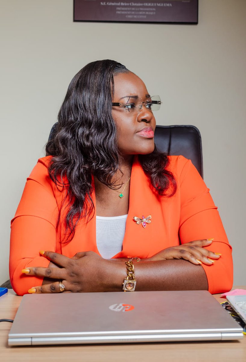 Le mois de Juin s’ouvre avec une note d’harmonie et un souffle de perfection.  
Que tes pensées restent positives, en tout temps  Proverbes 23:17.  
Et souviens-toi de veiller sur ta bouche/ tes paroles Éphésiens 5:6.  
Fructueuse et  semaine bénie à toi