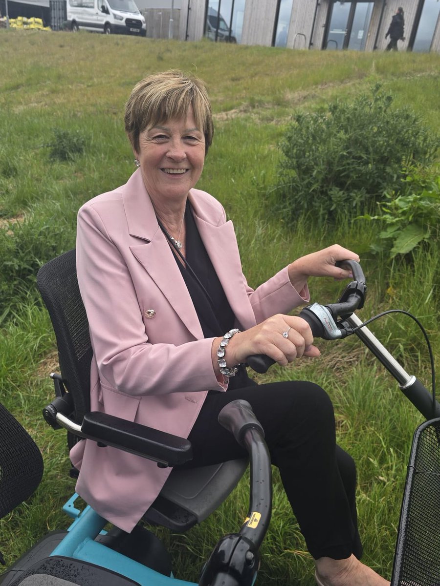 Maureen Burke 🌹 (@maureenburkemp) on Twitter photo What a pleasure to attend the new <a href="/StPaulsYF/">St Pauls Youth Forum</a> On Bikes shop at Hogganfield Loch with <a href="/PaulJSweeney/">Paul Sweeney</a> MSP.
On Bikes is a social enterprise, with all profits going back to the community. They offer a bike library, sales, repairs - even adaptive and electric bikes!
🚲🚲 What a pleasure to attend the new <a href="/StPaulsYF/">St Pauls Youth Forum</a> On Bikes shop at Hogganfield Loch with <a href="/PaulJSweeney/">Paul Sweeney</a> MSP.
On Bikes is a social enterprise, with all profits going back to the community. They offer a bike library, sales, repairs - even adaptive and electric bikes!
🚲🚲