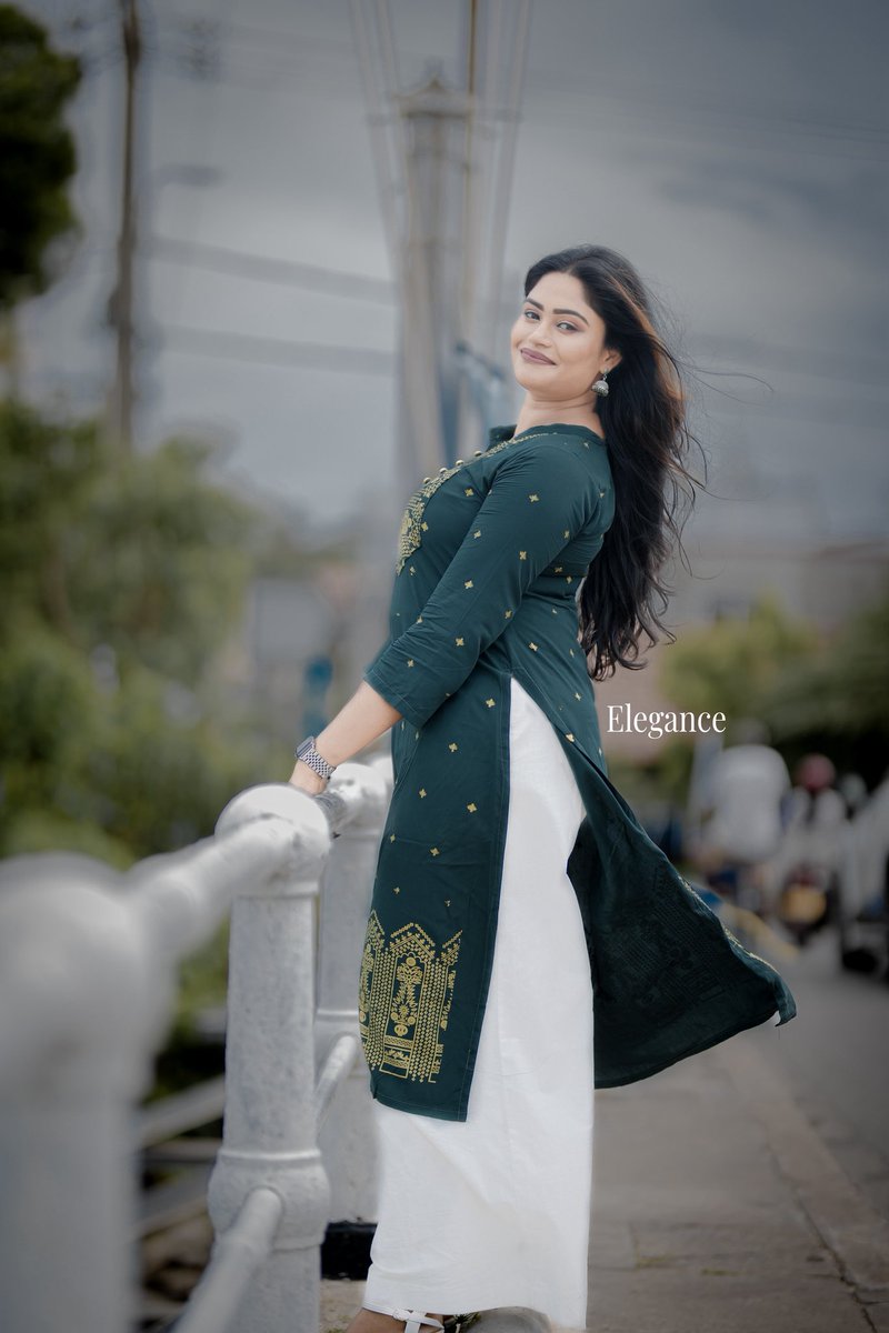 AshanLK1's tweet photo. ✨ Elegance Redefined | In Frame – Isuri💚 ✨
©Ashan Prageeth Photography📸
071 525 3996
All copyright Reserved
#InFrameIsuri #GlamourShoot #PortraitMagic #CurvyConfidence #EleganceUnfolded #elegance #foelanka #FramesOfElegance #ashanprageethphotography #ashanlk https://t.co/aBQ1RSAZWm